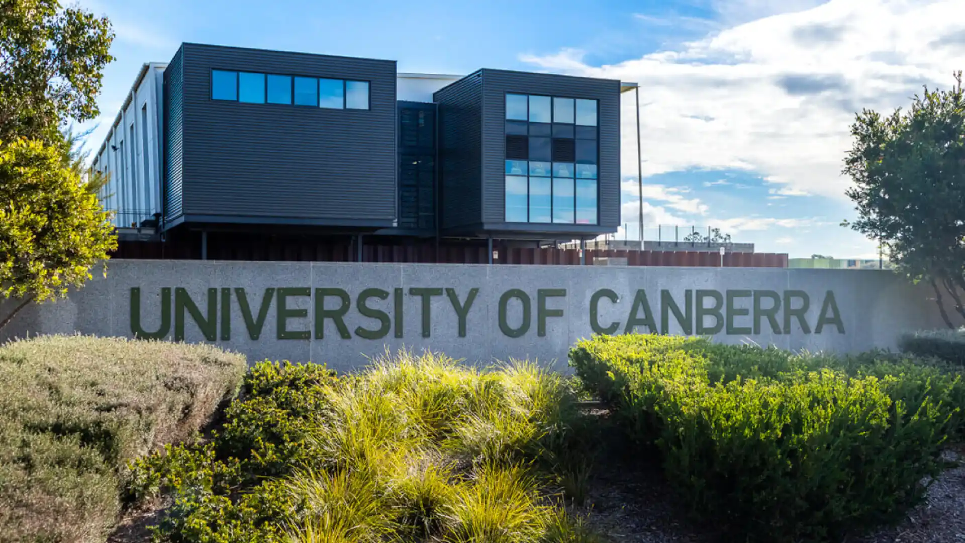 University of Canberra College, Canberra